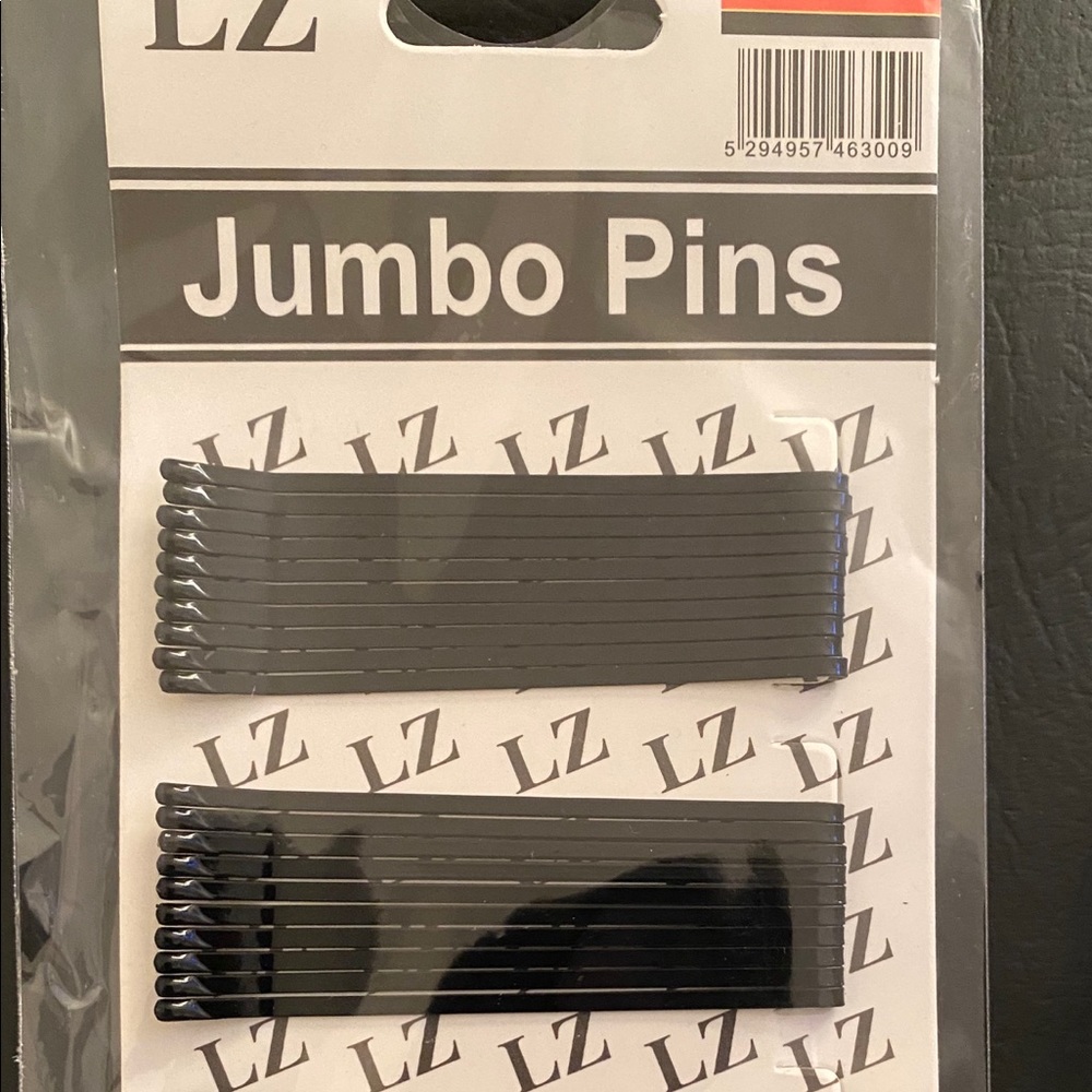 💗 40 Hair Bobby Pins NEW IN PACKAGE